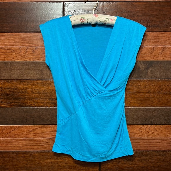 Ann Taylor Tops - Ann Taylor Stretchy Cottony Deep V Neck Cap Sleeve Tee Shirt